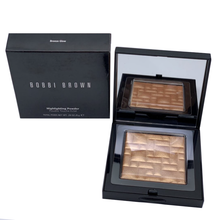 Load image into Gallery viewer, Bobbi Brown Highlighting Powder - Bronze Glow