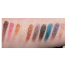Load image into Gallery viewer, Violet Voss Fun Sized Eyeshadow Palette - Le Macaron