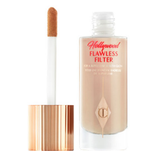 Load image into Gallery viewer, Charlotte Tilbury Hollywood Flawless Filter Liquid Highlighter - 4.5 Medium