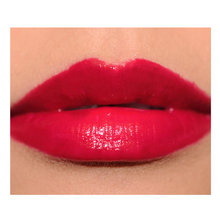 Load image into Gallery viewer, MAC Vamplify Lipgloss - Suggestive