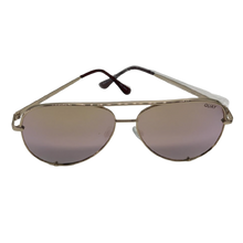 Load image into Gallery viewer, Quay Australia High Key Sunglasses - Gold/Gold