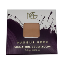 Load image into Gallery viewer, Makeup Geek Signature Eyeshadow - Peach Smoothie