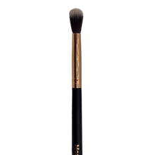 Load image into Gallery viewer, Morphe Makeup Brushes Collection Rose Gold - R35 Deluxe Blender Eyeshadow