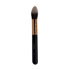 Load image into Gallery viewer, Morphe Makeup Brushes Collection Rose Gold - R3 Precision Pointed Contour