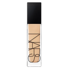Load image into Gallery viewer, NARS Natural Radiant Longwear Foundation 1 oz - Vienna