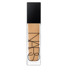 Load image into Gallery viewer, NARS Natural Radiant Longwear Foundation 1 oz - Valencia