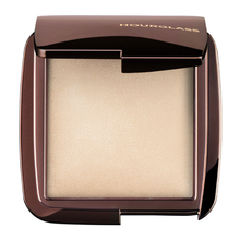 Load image into Gallery viewer, Hourglass Ambient Lighting Finishing Face Powder - Diffused Light