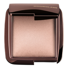 Load image into Gallery viewer, Hourglass Ambient Lighting Finishing Face Powder - Luminous Light