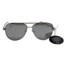 Load image into Gallery viewer, Quay Australia High Key Sunglasses - Silver/Silver