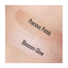 Load image into Gallery viewer, Wet N Wild MegaGlo Highlighting Powder - 34766 Precious Petals