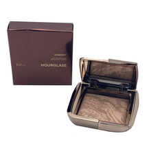 Load image into Gallery viewer, Hourglass Ambient Lighting Bronzer - Nude Bronze Light