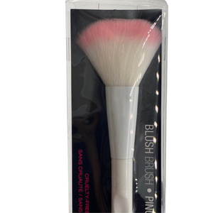 Wet N Wild Essential Brushes - C796 Blush