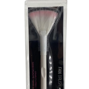 Wet N Wild Essential Brushes - C791A Fan