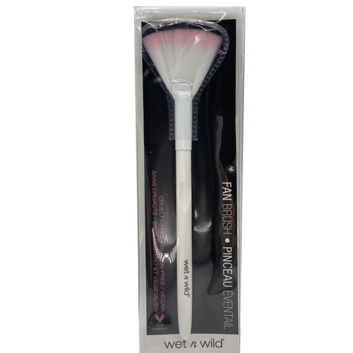 Wet N Wild Essential Brushes - C791A Fan