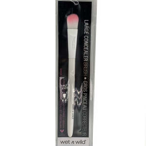 Wet N Wild Essential Brushes - C789 Large Concealer