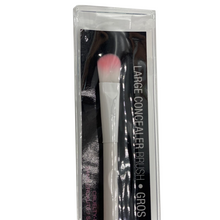 Load image into Gallery viewer, Wet N Wild Essential Brushes - C789 Large Concealer