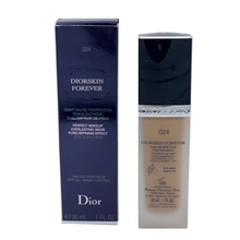 Load image into Gallery viewer, Dior Diorskin Forever Foundation SPF 35 - Shade 024