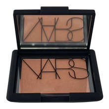 Load image into Gallery viewer, NARS Powder Blush - Luster